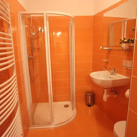 Pelikán Szálloda 3*