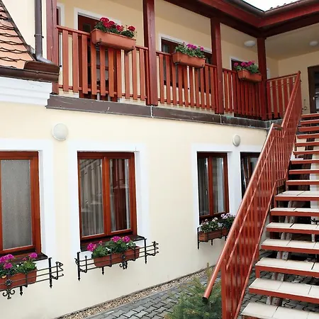 Szálloda Pelikán 3*