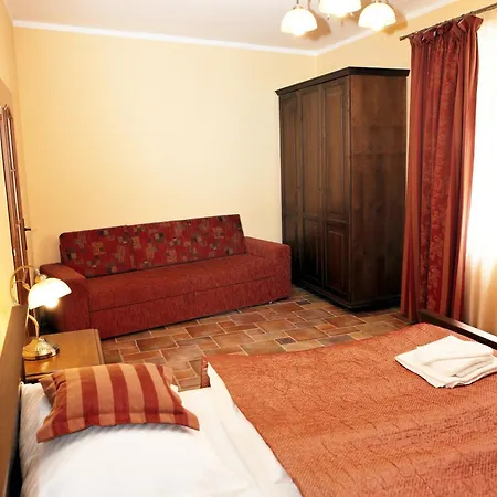 Pelikán Szálloda 3*